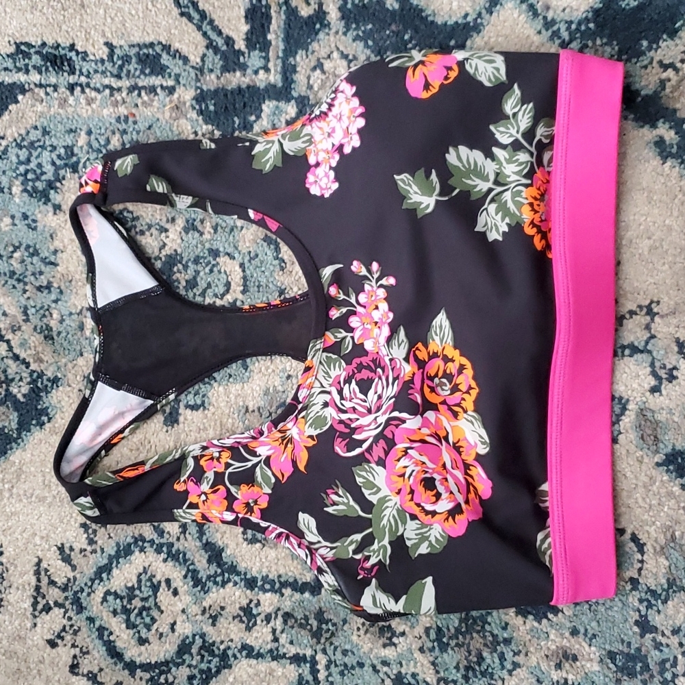 LuLaRoe Invincible Sports Bra from the Rise Collection Sz L
